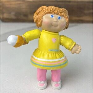 Vtg Cabbage Patch Kids Yellow Dress Ice Cream Cone Girl Poseable Figure 1984